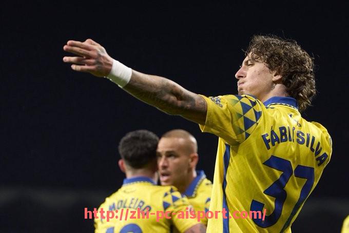 爱体育-法甲马赛赛季前期备战策略与训练安排